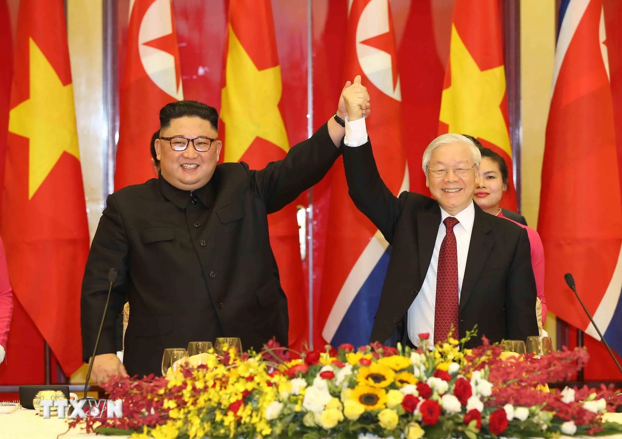 ttxvn_tong bi thu nguyen phu trong_kim jong un.jpg