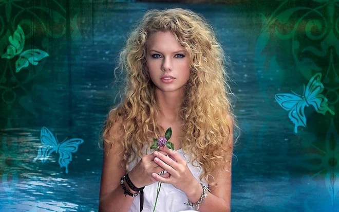 Taylor Swift - Unbeaten warrior on the journey to conquer the world photo 3