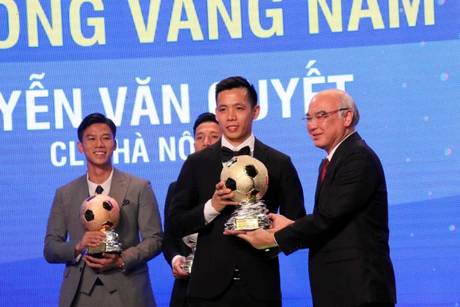 vna_potal_dem_gala_trao_giai_qua_bong_vang_viet_nam_nam_2020__222257958_5232720.jpg