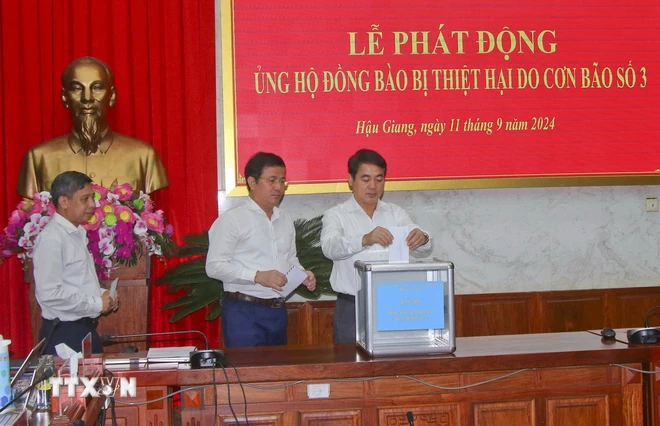 ttxvn_1109_hau giang ung ho.jpg