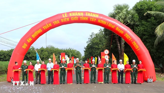 ttxvn_duong tuan tra bien gioi Tay ninh.jpg