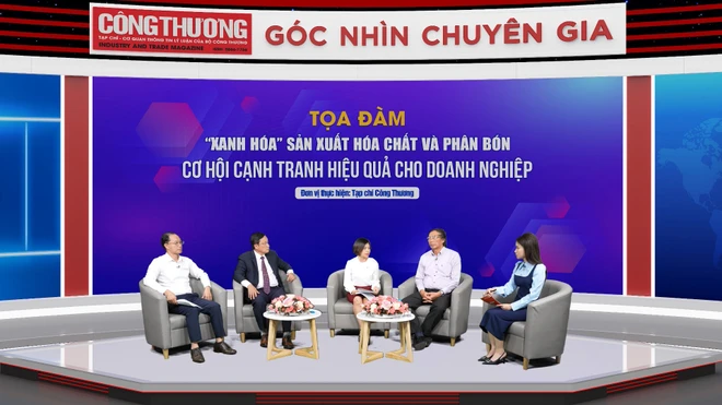 Toàn cảnh.jpg