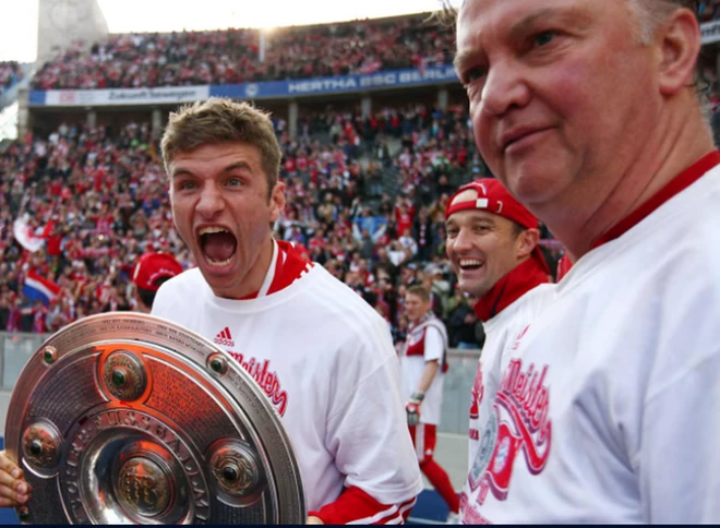 Thomas Müller 24 năm gắn bó với Bayern: 7 điều quyến rũ và 'duy nhất' ảnh 4