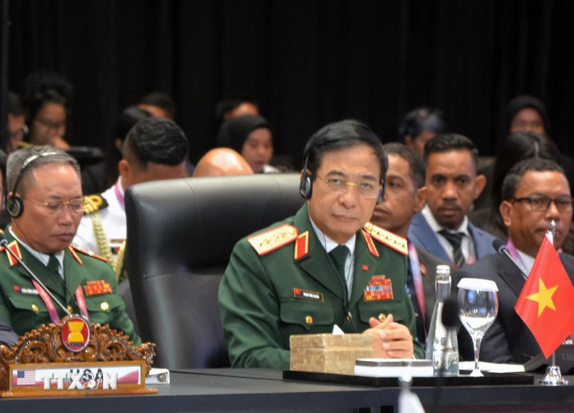 Đại tướng Phan Văn Giang, Ủy viên Bộ Chính trị, Phó Bí thư Quân ủy Trung ương, Bộ trưởng Bộ Quốc phòng, tham dự Hội nghị ADMM+. (Ảnh: Hữu Chiến/TTXVN)
