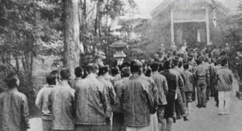 Công nhân Hàn Quốc bị cưỡng bức lao động trong thời gian phátxít Nhật Bản đô hộ Bán đảo Triều Tiên (1910-1945). (Ảnh: YONHAP/TTXVN)
