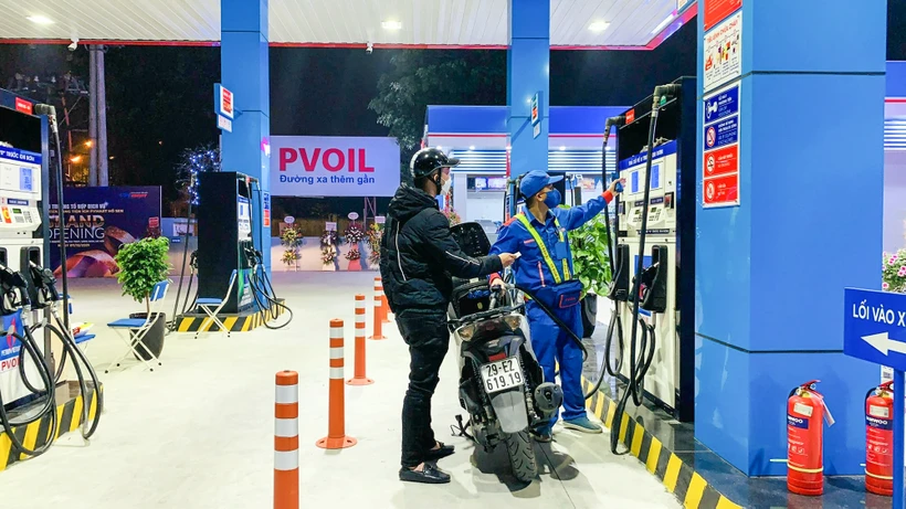 Một điểm bán xăng của PVOil. (Ảnh: PV/Vietnam+)