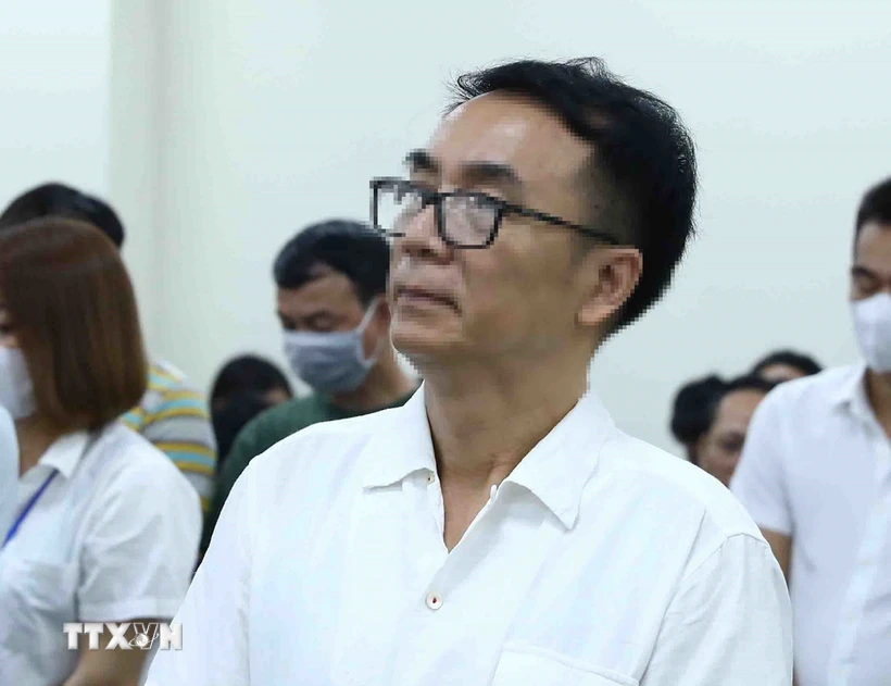 Bị cáo Trần Hùng, cựu Phó Cục trưởng Cục Quản lý thị trường (Bộ Công Thương) tại phiên tòa sơ thẩm. (Ảnh: Phạm Kiên/TTXVN)
