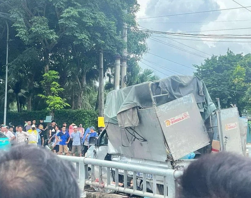 Hiện trường vụ tai nạn. (Nguồn: Fanpage Săn Tin)