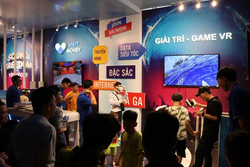 Mục tiêu đến 2030, ngành game Việt Nam đạt cột mốc doanh thu 1 tỷ USD. (Ảnh: Kim Há/TTXVN)