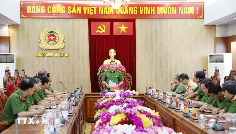 Trung tướng Nguyễn Văn Long, Thứ trưởng Bộ Công an phát biểu tại buổi làm việc. (Ảnh: TTXVN phát)