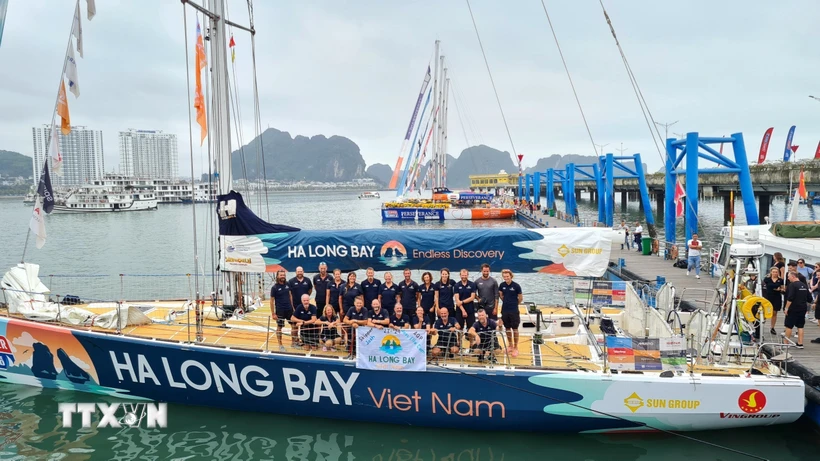 Đội đua Việt Nam tham gia Clipper Race đã về đích thứ 5. (Ảnh: TTXVN phát)