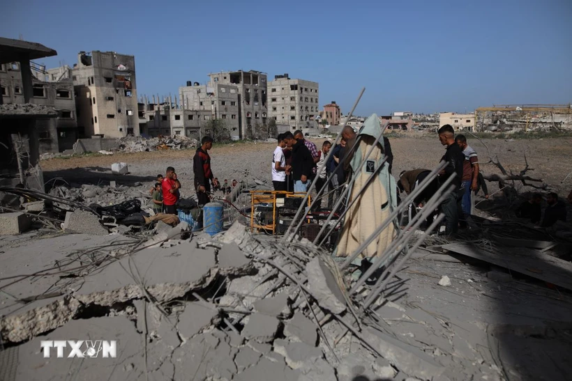 Cảnh đổ nát sau cuộc không kích của Israel xuống Dải Gaza ngày 31/3/2024. (Ảnh: THX/TTXVN)
