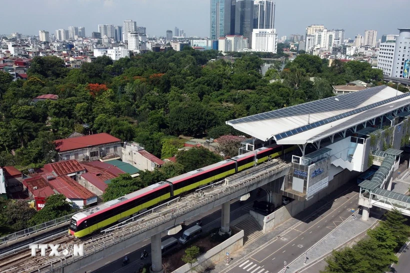 Tuyến đường sắt đô thị Nhổn-Ga Hà Nội dự kiến được đưa vào khai thác trong năm 2024. (Ảnh: Huy Hùng/TTXVN)