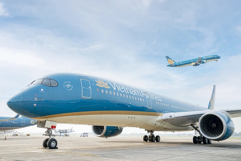 Vietnam Airlines tăng thêm chuyến bay nội địa nhằm phục vụ nhu cầu đi lại cao của người dân dịp nghỉ lễ 30/4-1/5. (Ảnh: PV/Vietnam+)