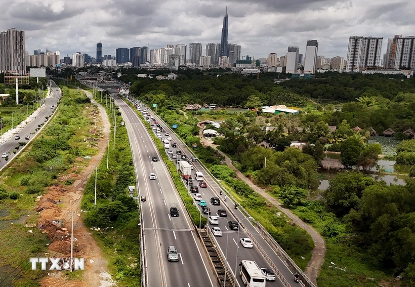 Thành phố Hồ Chí Minh chủ trương mở rộng 3,2 km đường dẫn cao tốc Thành phố Hồ Chí Minh - Long Thành. (Ảnh: Hồng Đạt/TTXVN)