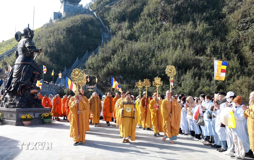 Đại lễ cầu quốc thái dân an tại quần thể văn hóa tâm linh Fansipan. (Ảnh: Quốc Khánh/TTXVN)