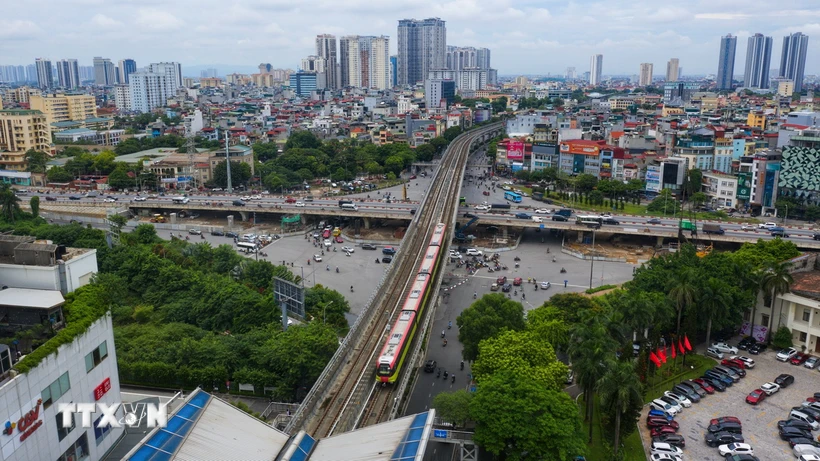 Tuyến đường sắt đô thị Nhổn-ga Hà Nội. (Ảnh: Tuấn Anh/TTXVN)