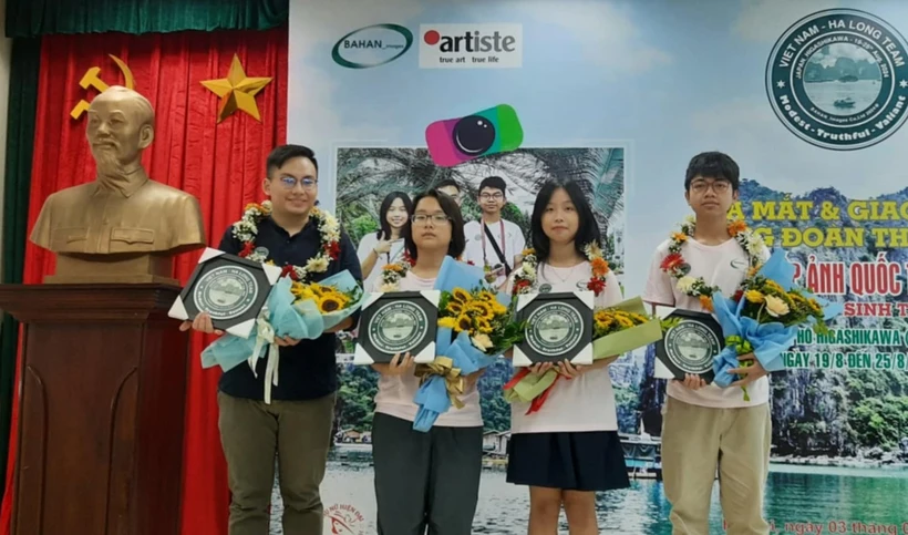 Delegación vietnamita participa en el Festival Internacional de Fotografía para estudiantes de secundaria en Japón. (Foto: PV/Vietnam+)